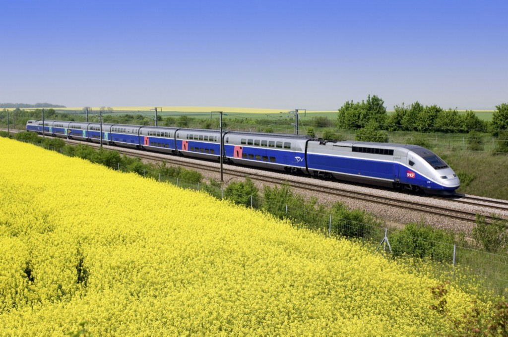 Az SNCF emeletes TGV-i már Barcelonáig járnak – részben hagyományos vonalakon (forrás: railteam.co.uk)