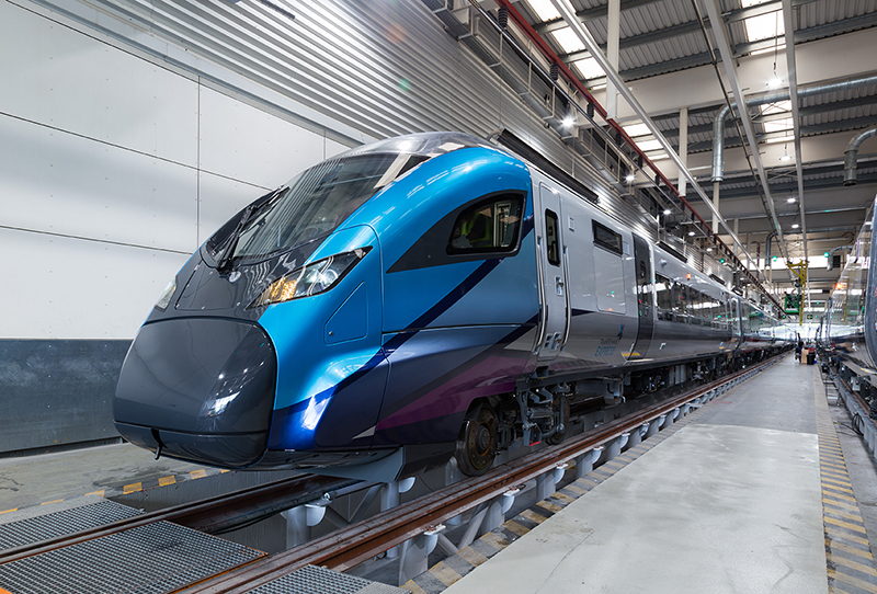 A First Group Transpennine-nak gyártott Civity motorvonat (forrás: caf.net)