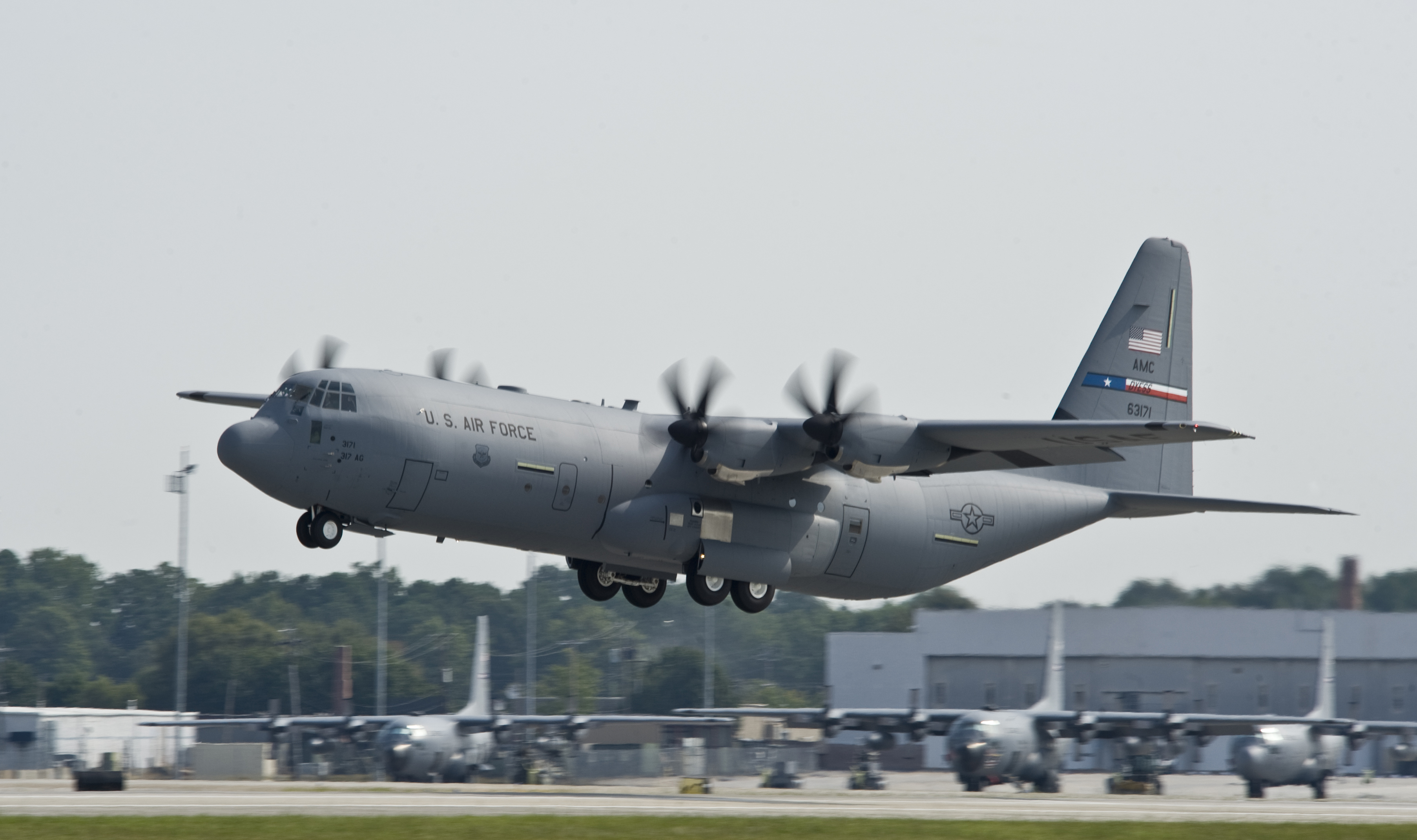 Dyess, a Super Hercules-fészek <br>(fotó: af.mil)