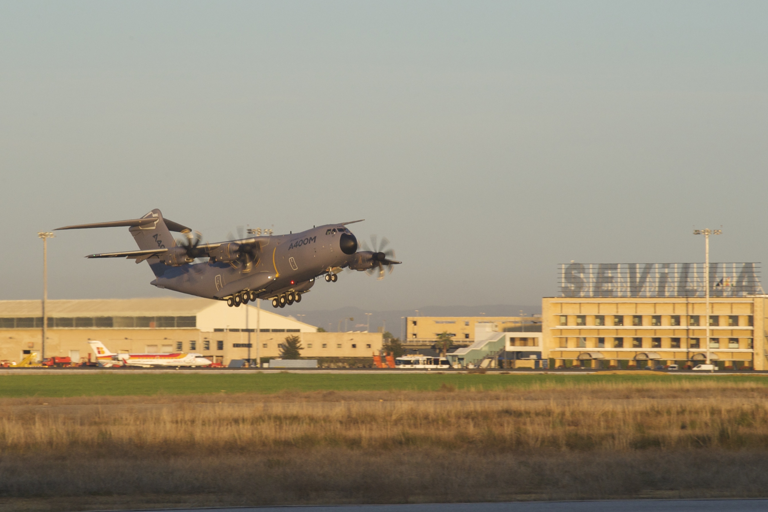 Az MSN6 első felszállása <br>(fotó: Airbus Military)