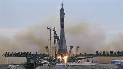 Egyelőre amerikai űrhajós csak orosz hordozóeszközzel juthat ki az űrbe