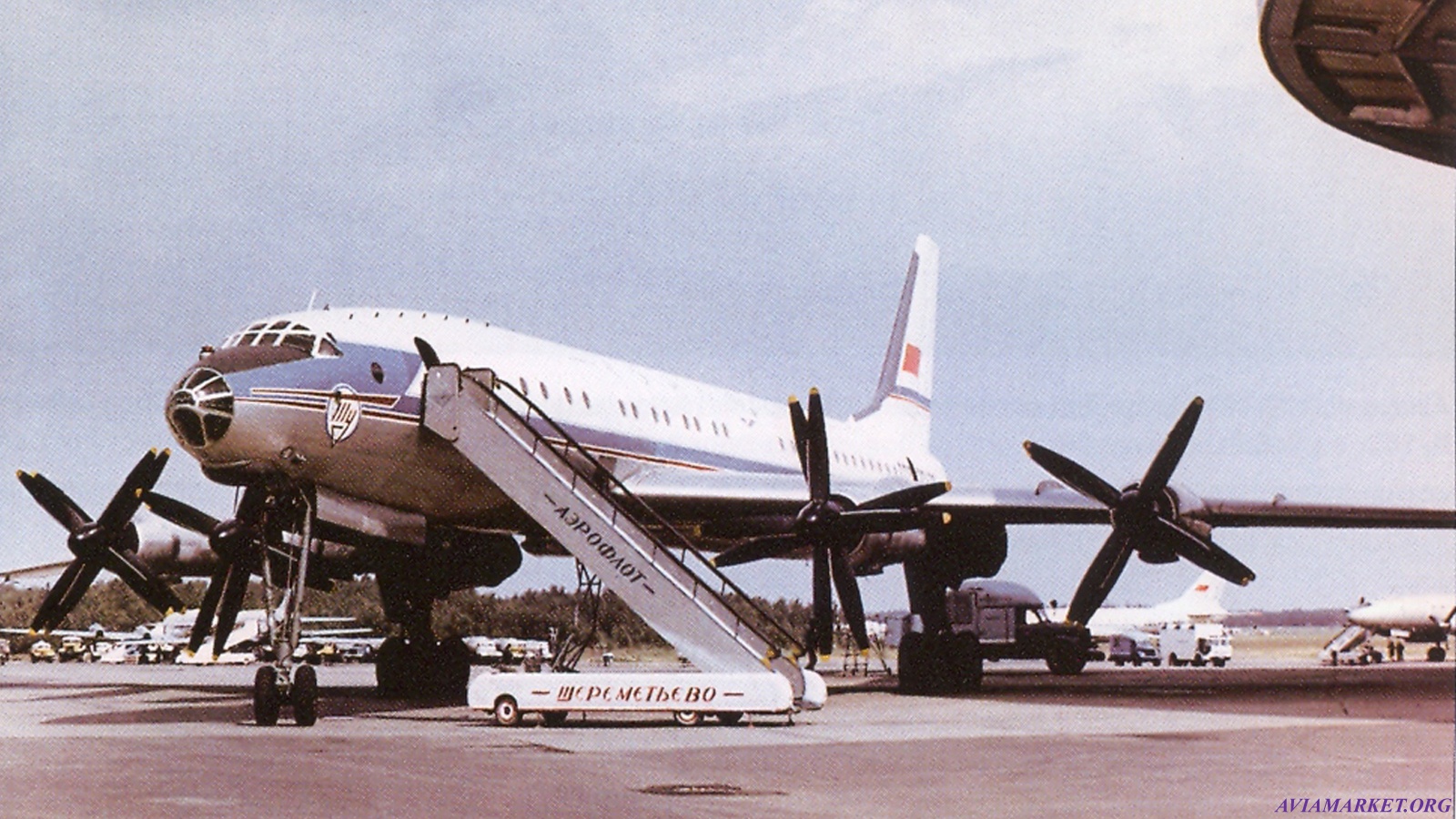 A valaha volt legnagyobb lgt utasszállító, a Tu-114-es: ma már csak bombázó változata repül