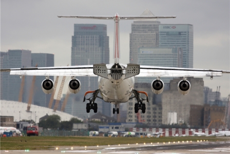 Az Avro előnye, hogy leszállhat az üzleti utazóknak legvonzóbb európai repülőtéren, London Cityn is