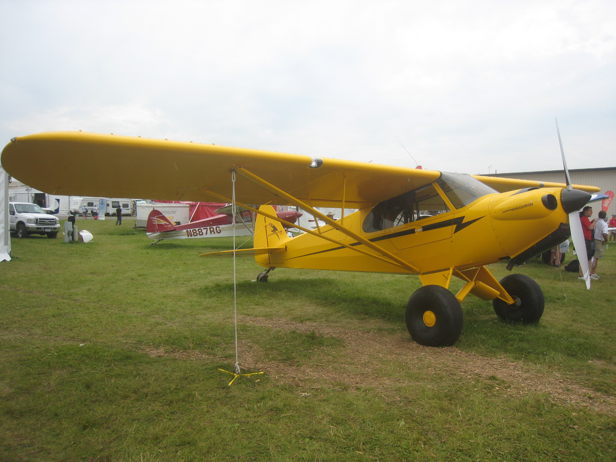 Szuper képességek, szuper könnyű és nagyon erős: a Carbon Cub