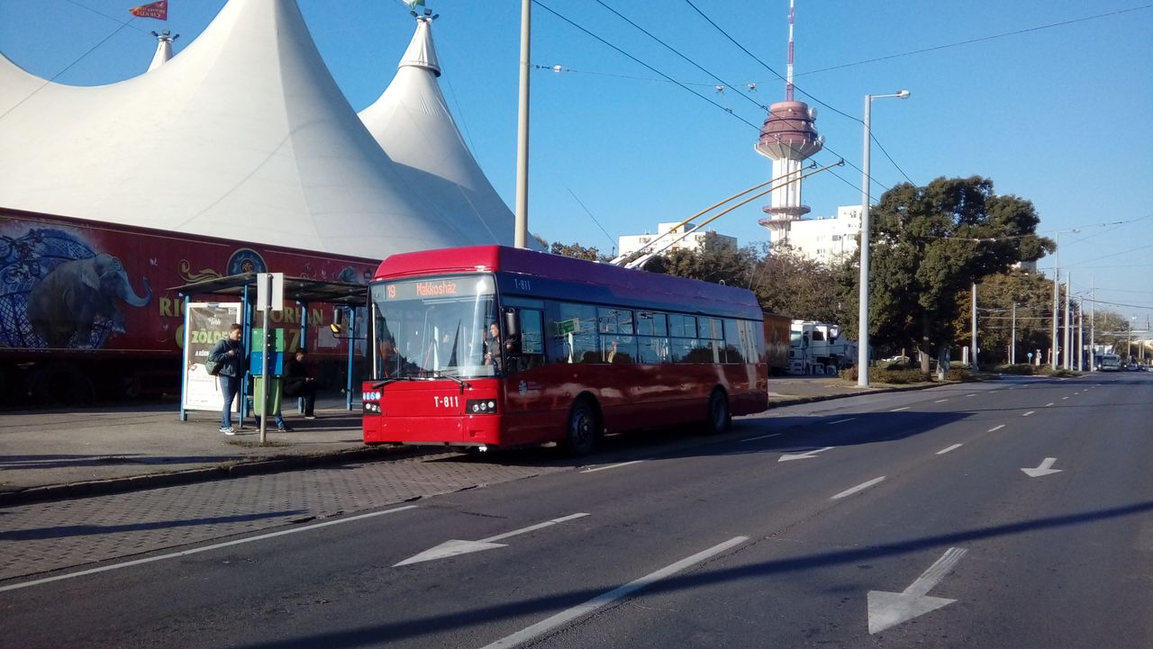 Amikor még Richter Flórián cirkuszozott Szegeden. A dokumentarista képeket a szerző mobiltelefonnal készítette