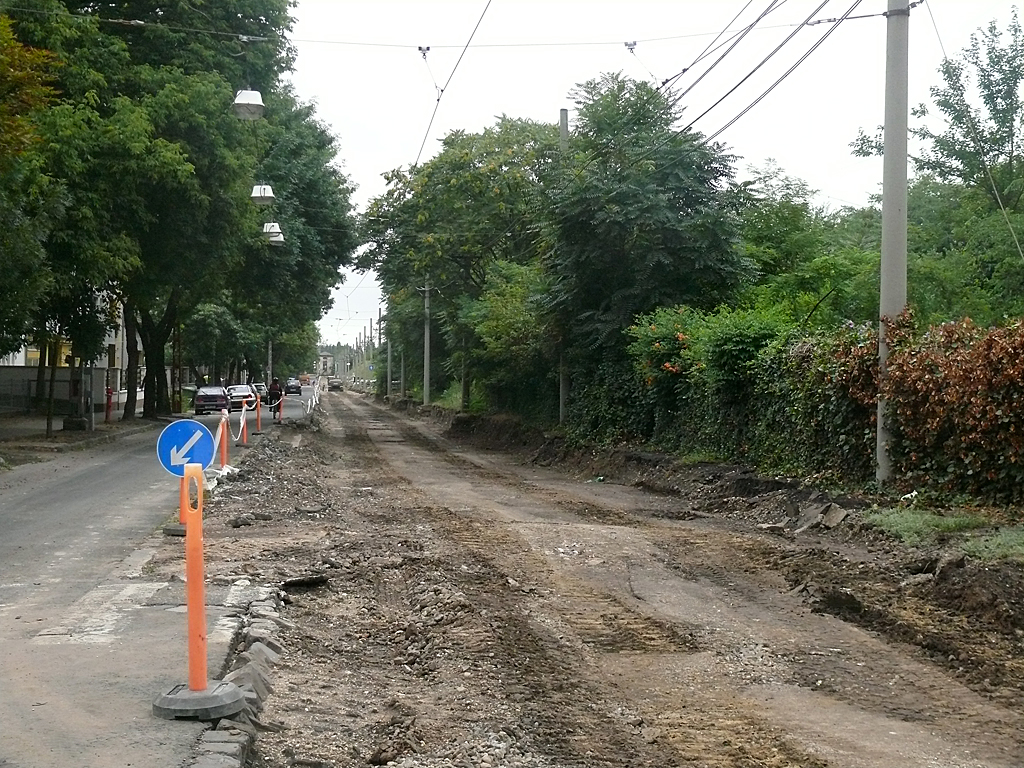 ...és az Őrház felé tekintve, Kőbánya felső MÁV-állomástól